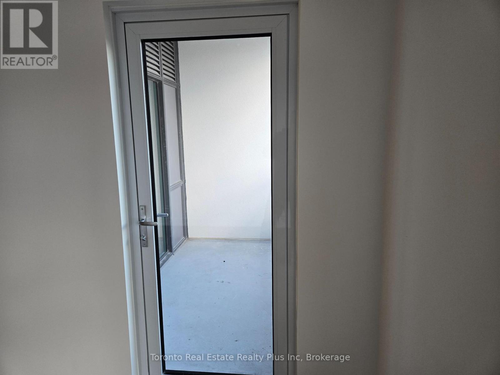 605 - 705 Davis Drive, Newmarket, ON - Indoor Photo Showing Other Room