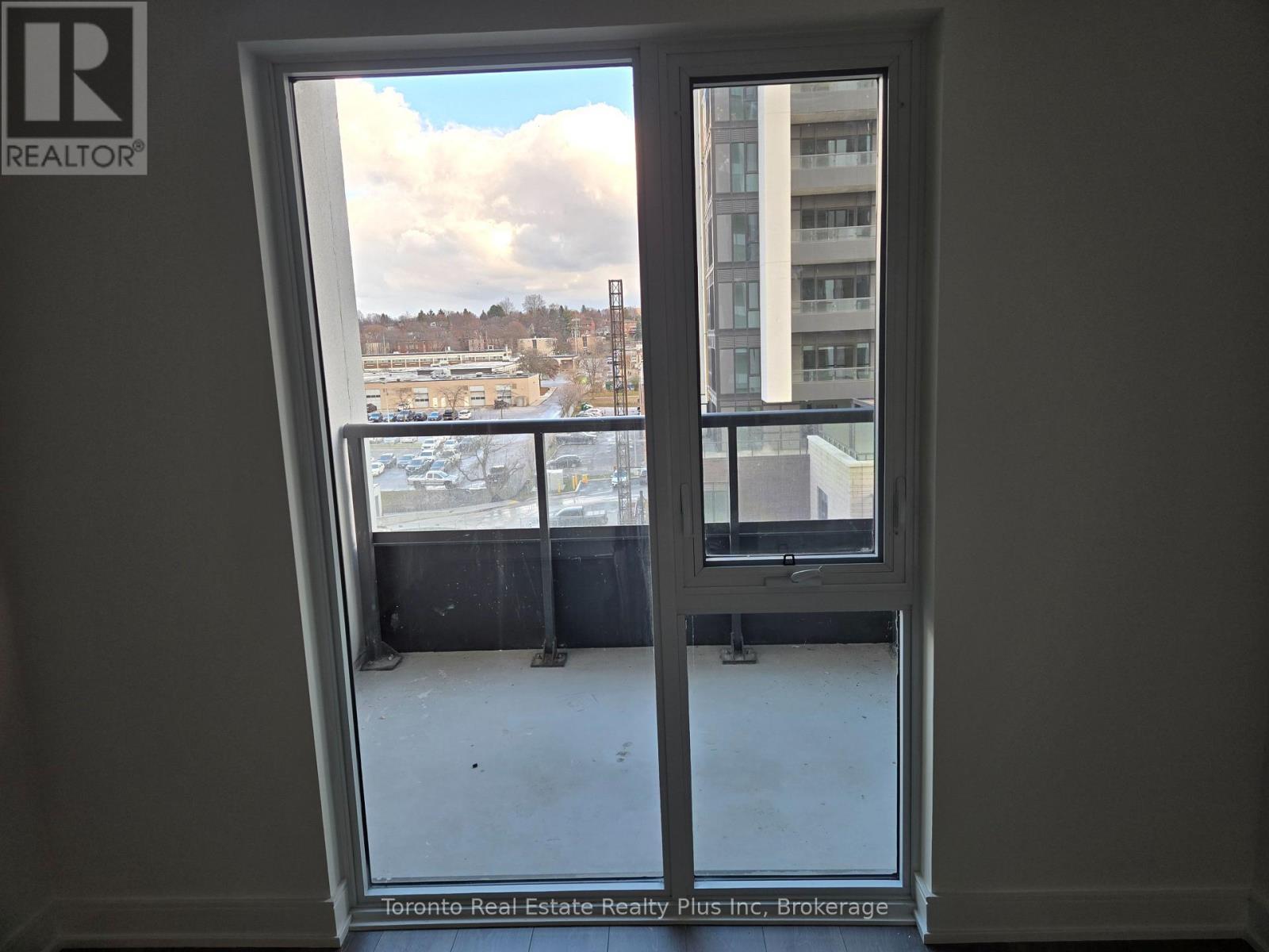 605 - 705 Davis Drive, Newmarket, ON - Indoor Photo Showing Other Room