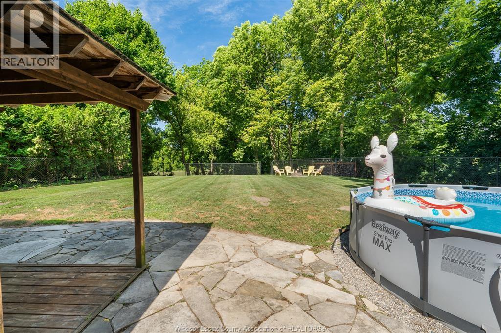 9395 River Line, Chatham, ON - Outdoor