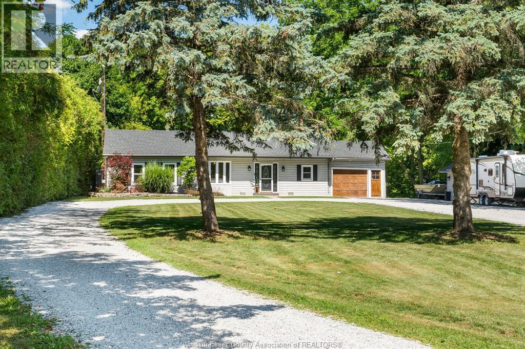 9395 River Line, Chatham, ON - Outdoor