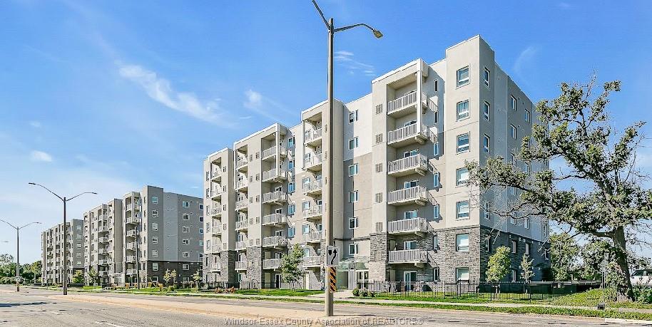 425-1489 Banwell Road, Windsor, ON