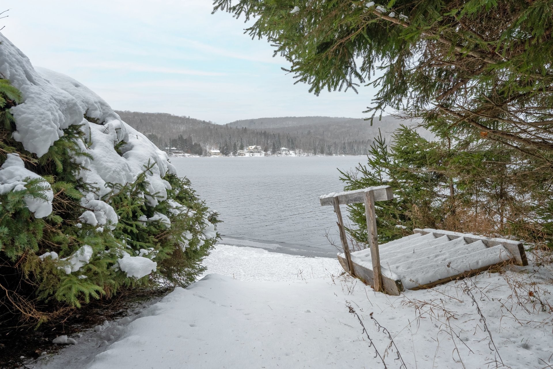 Water access - Ch. De La Nature, La Macaza, QC
