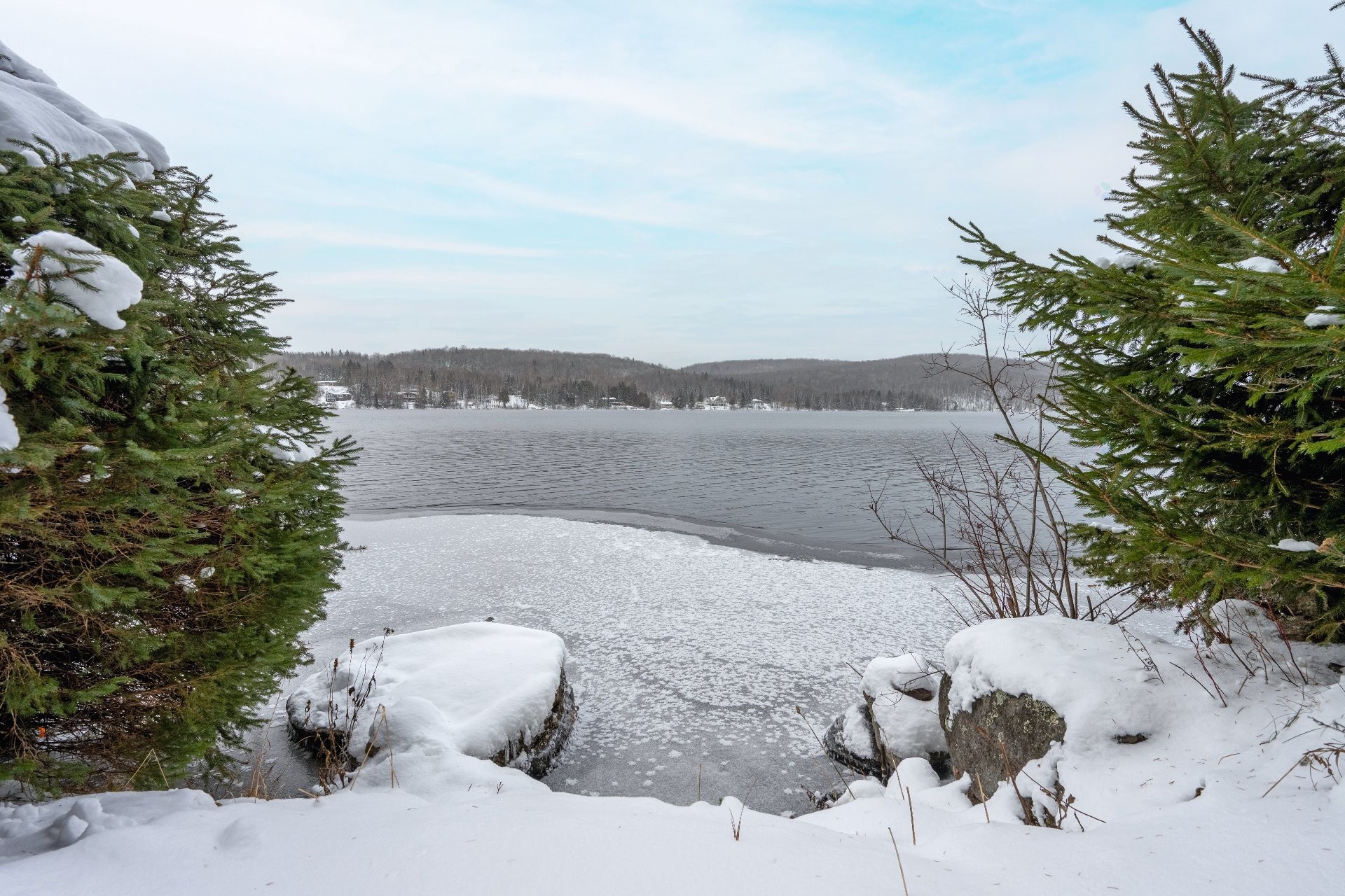 Water access - Ch. De La Nature, La Macaza, QC