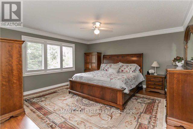704 Foxcroft Boulevard, Newmarket, ON - Indoor Photo Showing Bedroom