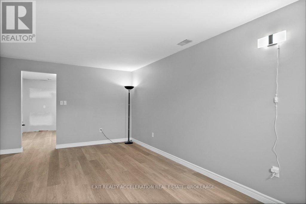109 Beverly Street, Greater Napanee (Greater Napanee), ON - Indoor Photo Showing Other Room