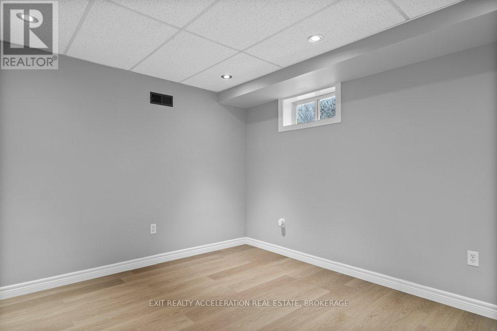 109 Beverly Street, Greater Napanee (Greater Napanee), ON - Indoor Photo Showing Other Room
