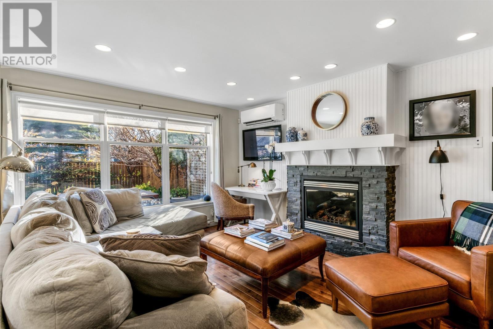 11 Oakley Place, St. John'S, NL - Indoor Photo Showing Living Room With Fireplace