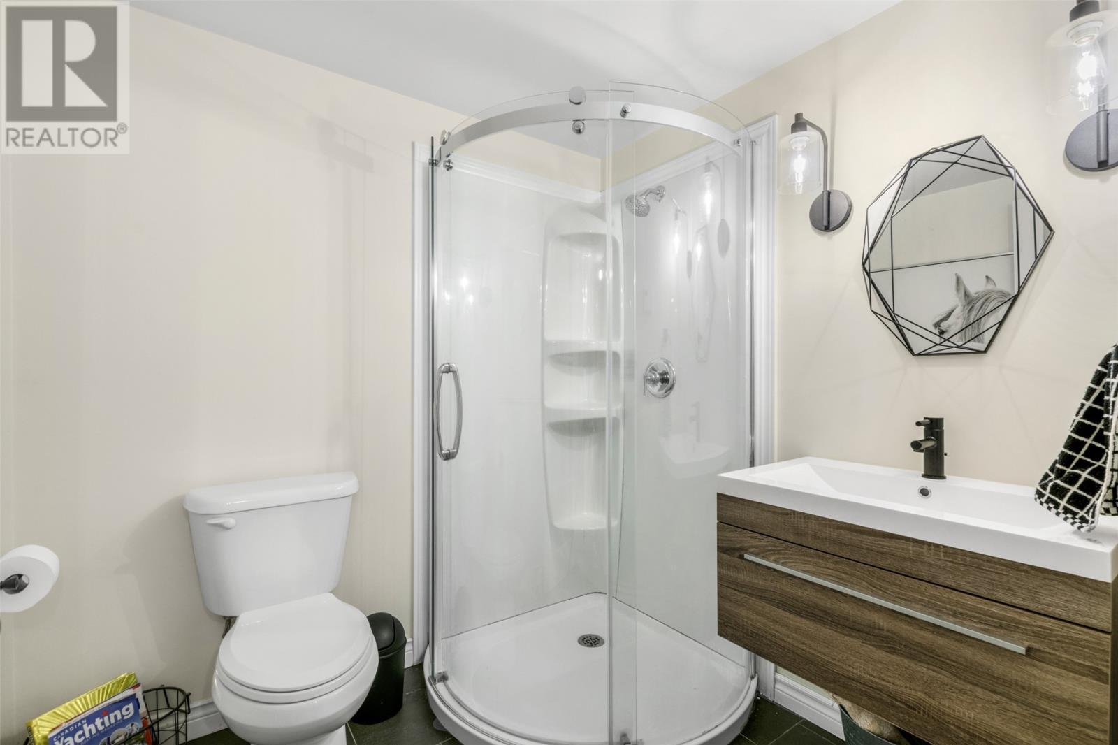 11 Oakley Place, St. John'S, NL - Indoor Photo Showing Bathroom