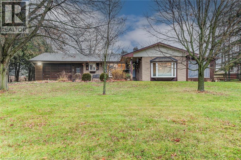 1939 Maplewood Road, St. Clements, ON - Outdoor