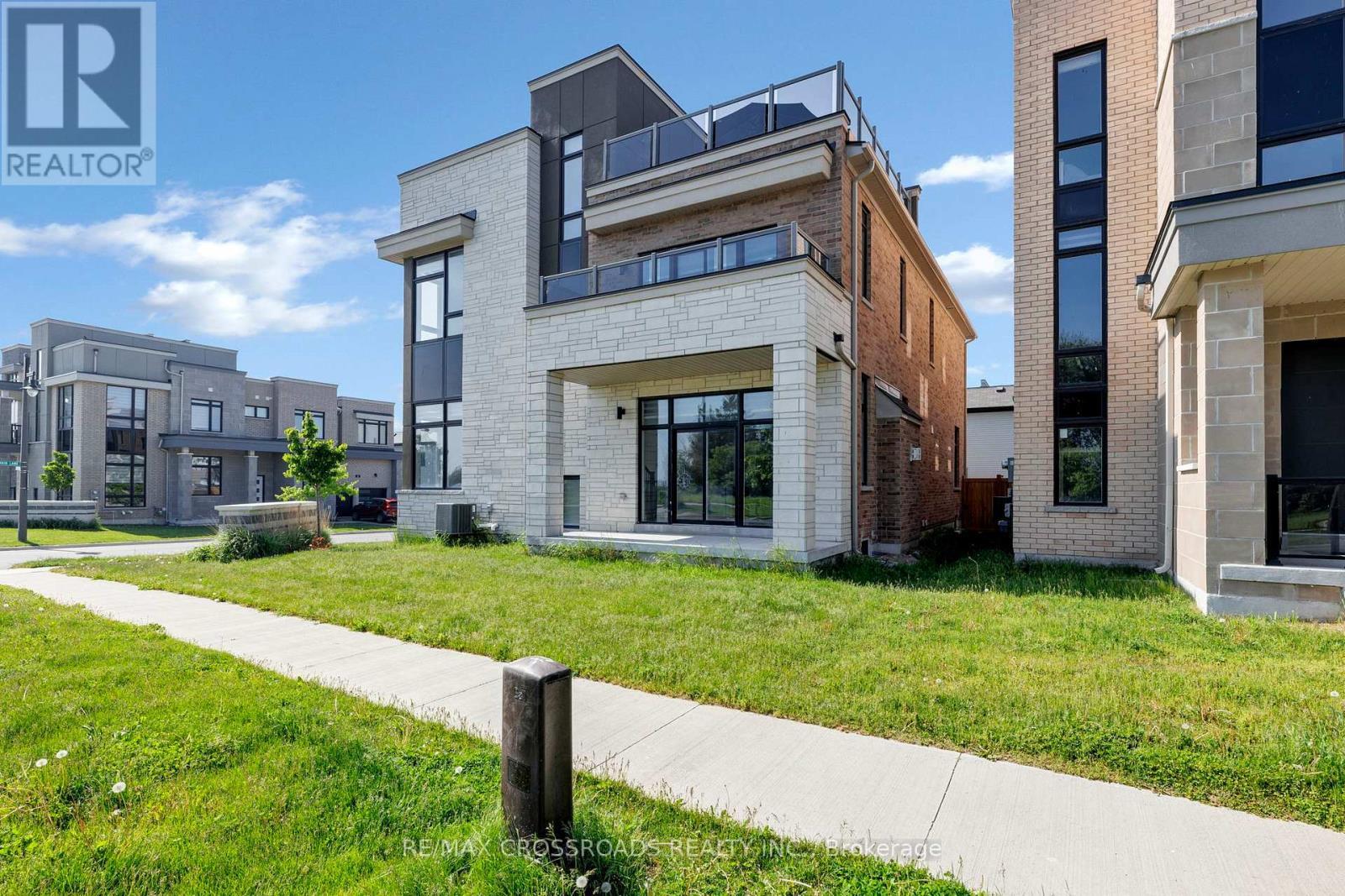 3 Larkin Lane, Clarington, ON - Outdoor