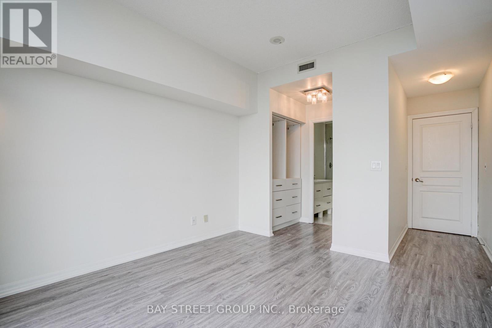 2602 - 223 Webb Drive, Mississauga, ON - Indoor Photo Showing Other Room