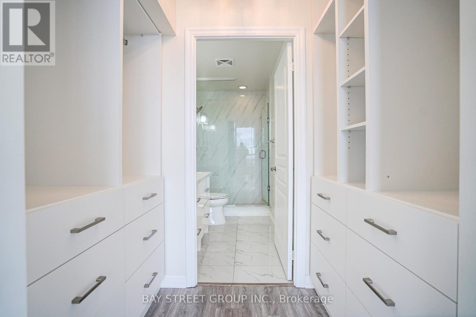 2602 - 223 Webb Drive, Mississauga, ON - Indoor Photo Showing Bathroom