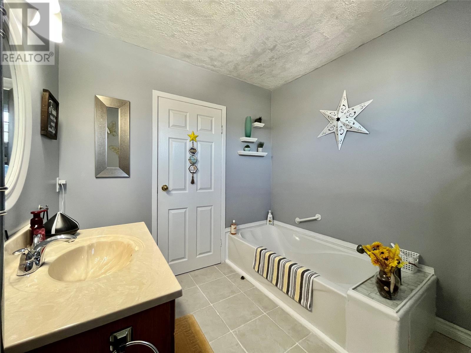 19 Temple Street, Fortune, NL - Indoor Photo Showing Bathroom