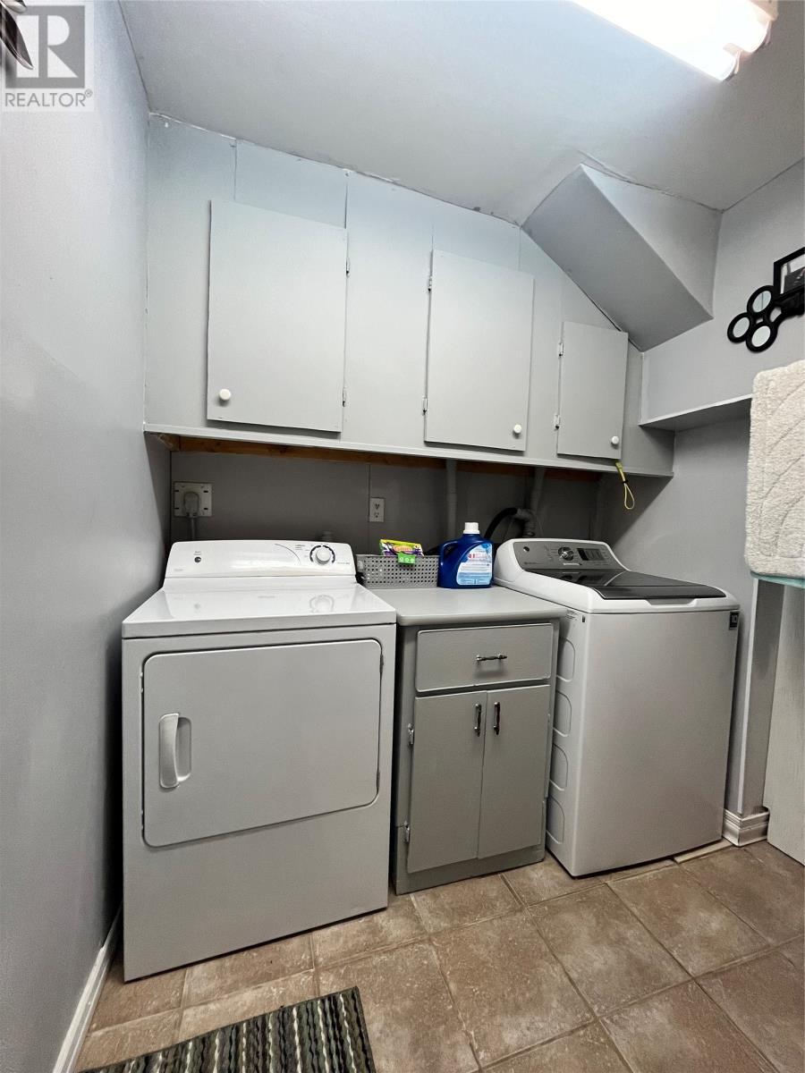 19 Temple Street, Fortune, NL - Indoor Photo Showing Laundry Room