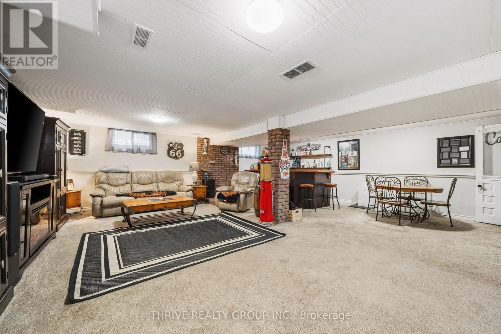 42 South Street W, Aylmer, ON - Indoor