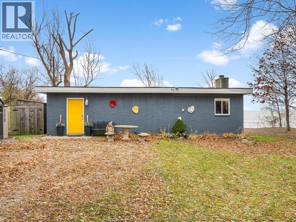 1962 Ocean Line, Wheatley, ON - Outdoor