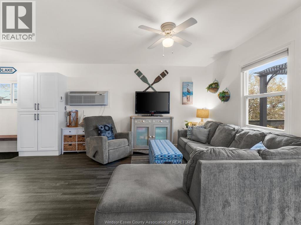 1962 Ocean Line, Wheatley, ON - Indoor Photo Showing Living Room With Fireplace
