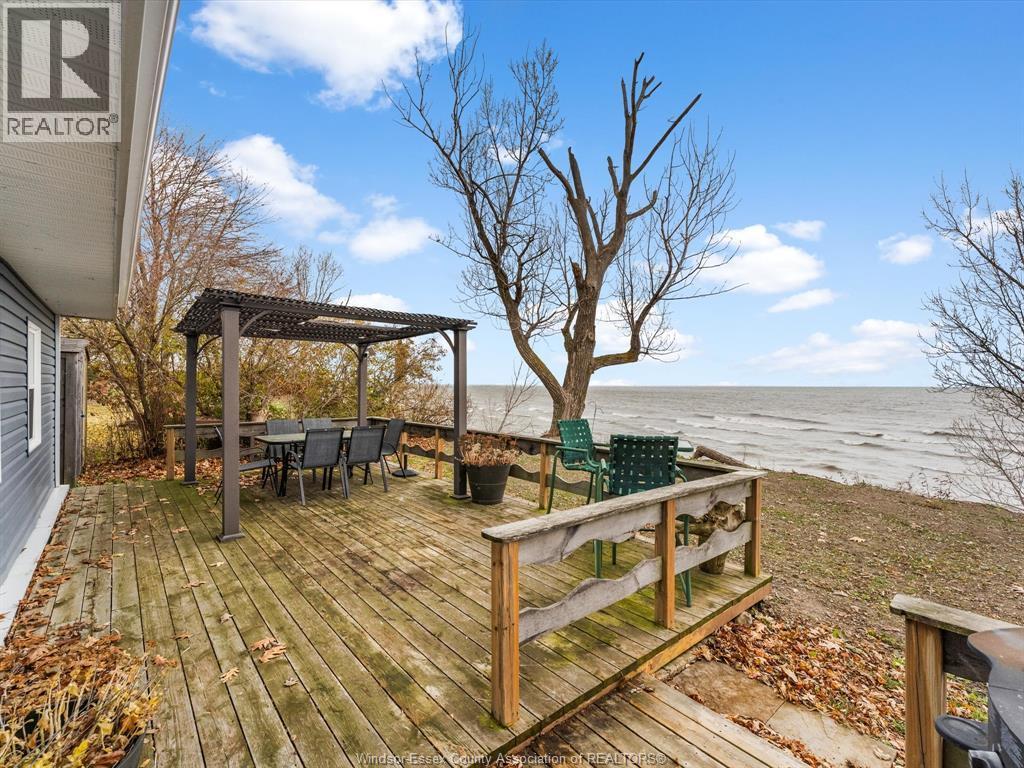 1962 Ocean Line, Wheatley, ON - Outdoor With Deck Patio Veranda