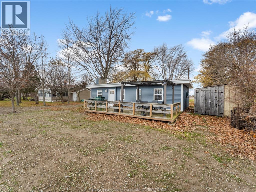1962 Ocean Line, Wheatley, ON - Outdoor