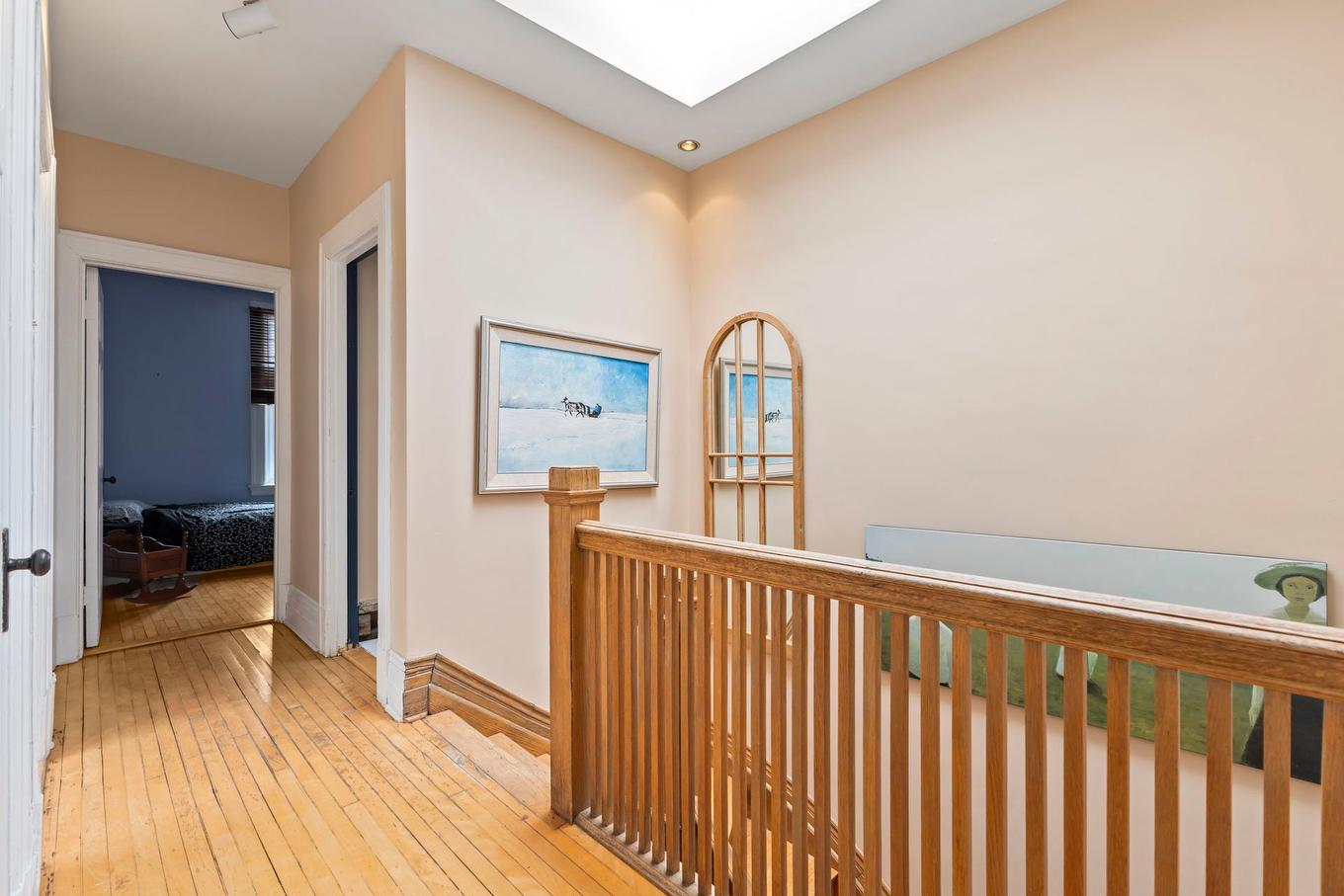 Mezzanine - 3423 Av. Grey, Montréal (Côte-Des-Neiges/Notre-Dame-De-Grâce), QC - Indoor Photo Showing Other Room