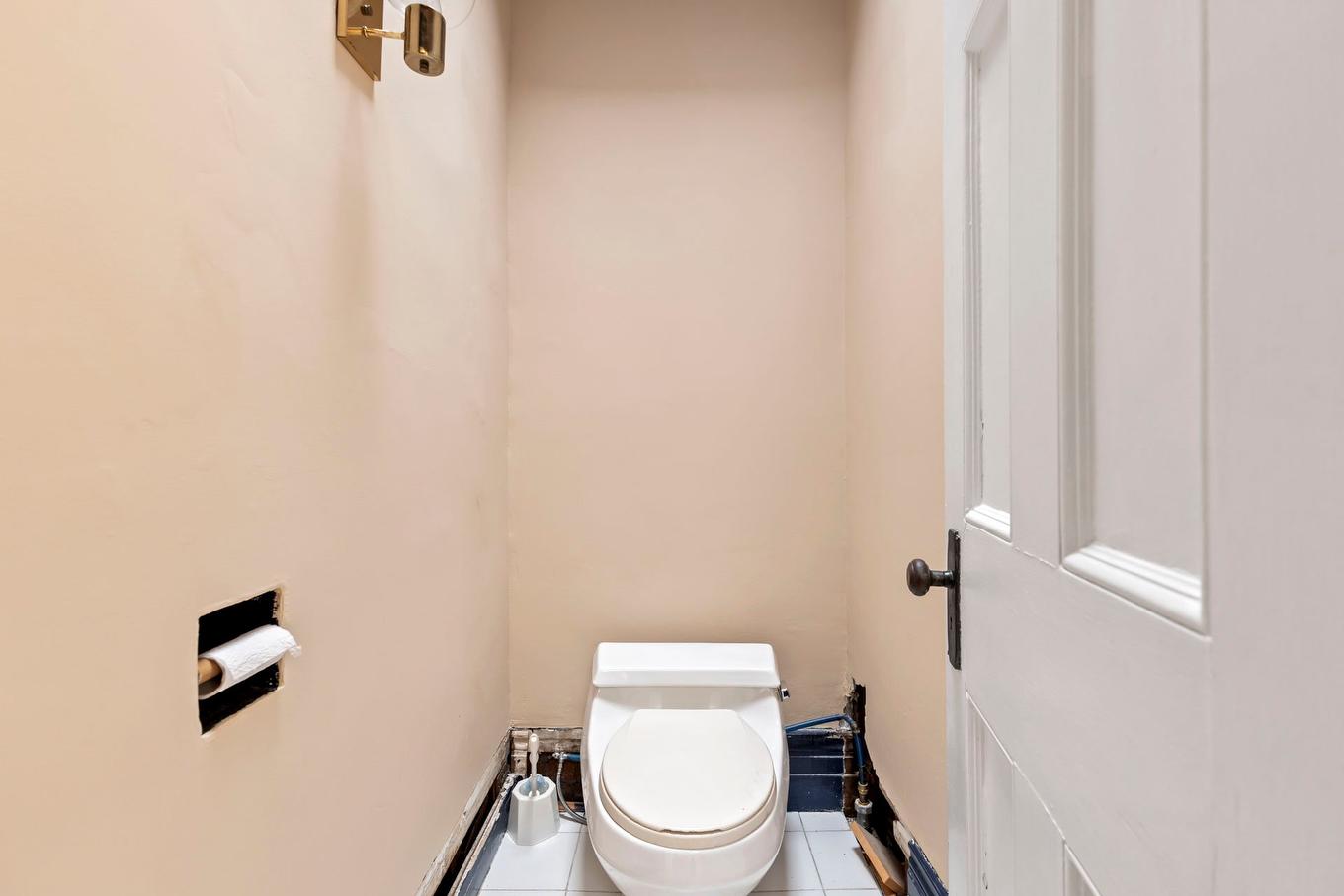 Accès au plan d'eau - 3423 Av. Grey, Montréal (Côte-Des-Neiges/Notre-Dame-De-Grâce), QC - Indoor