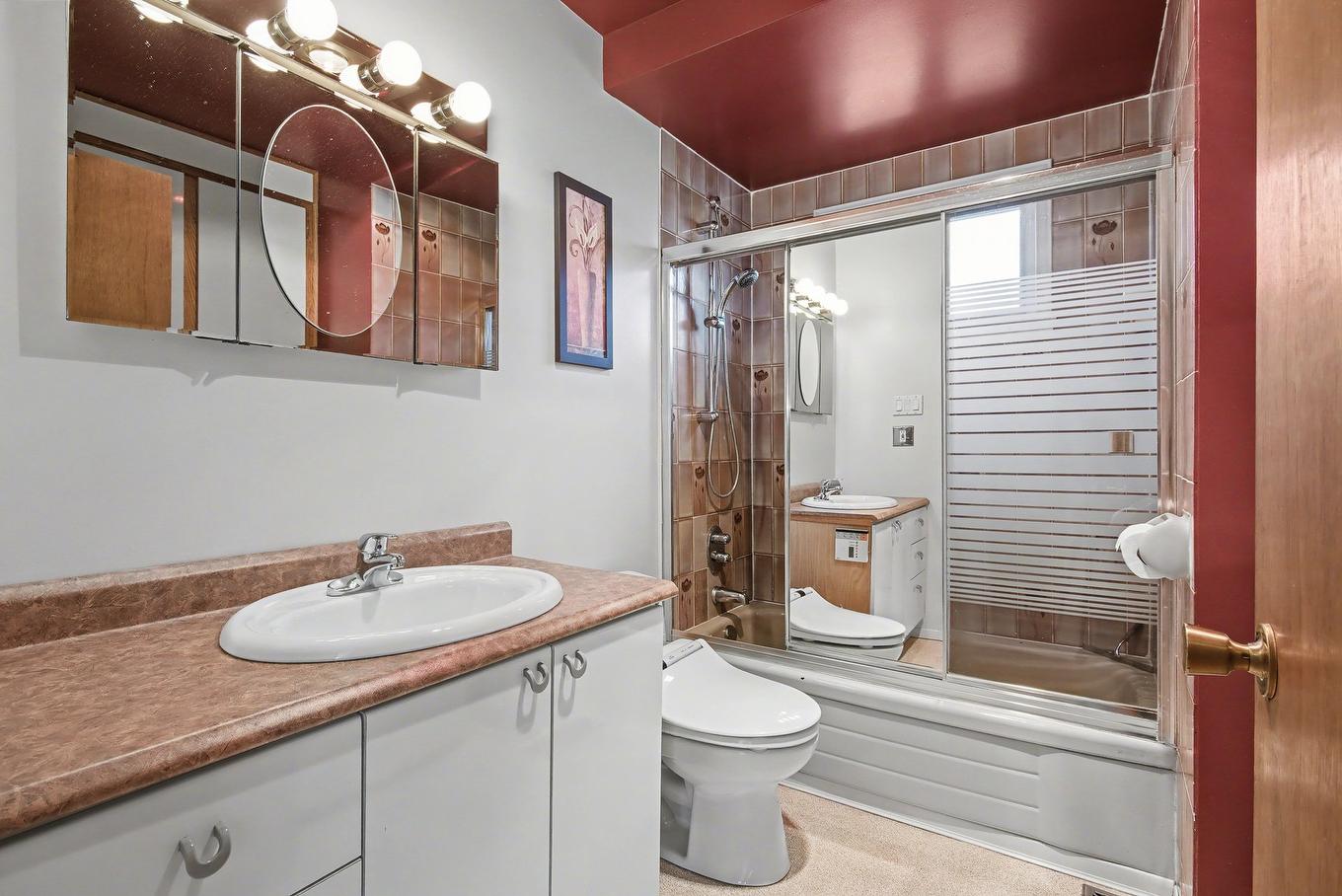 Autre - 480 Rue Brisebois, Saint-Jean-Sur-Richelieu, QC - Indoor Photo Showing Bathroom