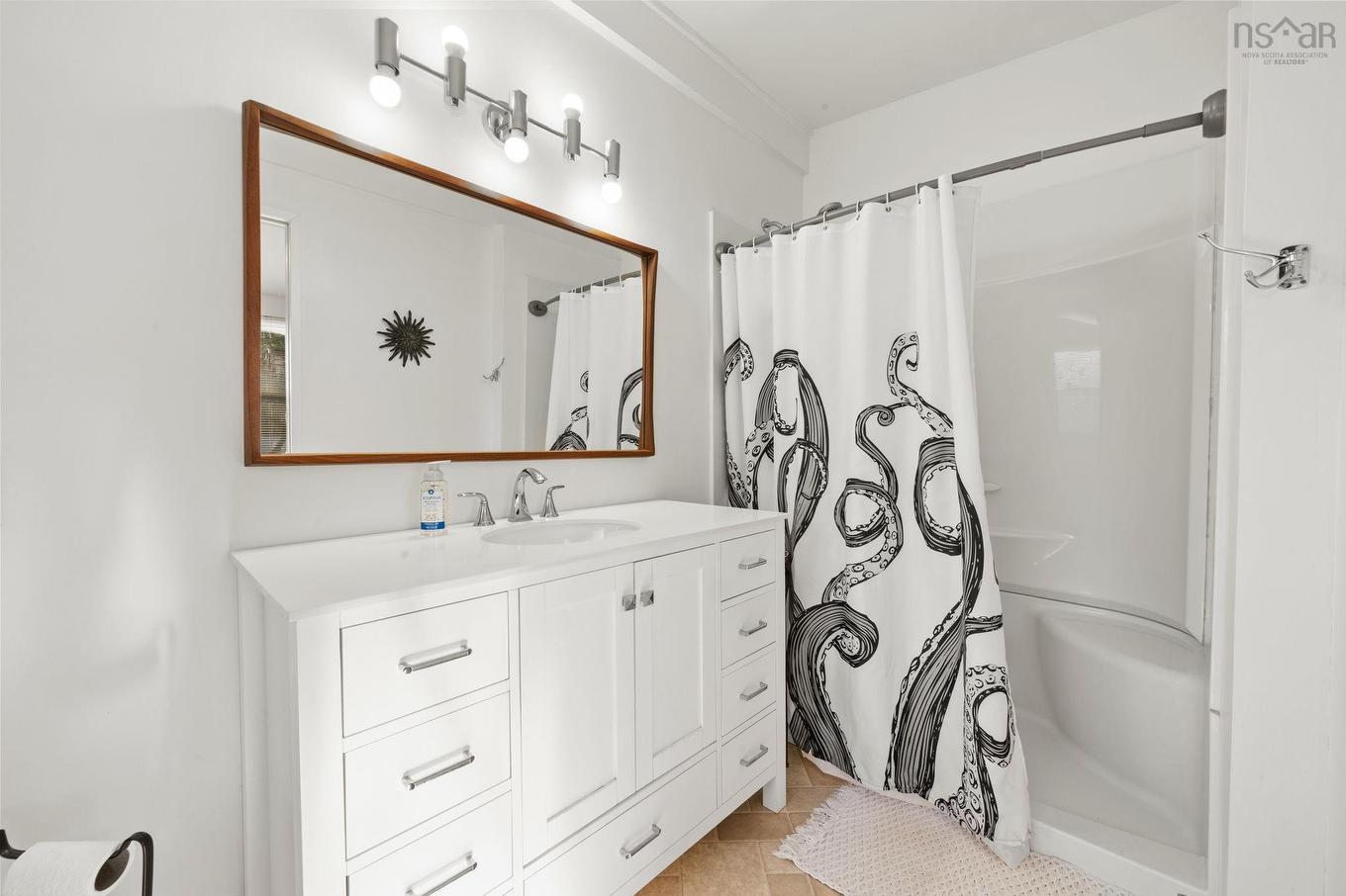 6 Lavinia Street, Kentville, NS