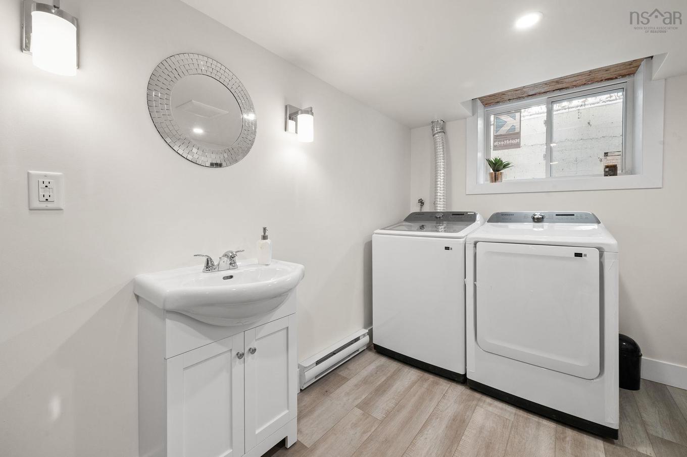 6 Lavinia Street, Kentville, NS