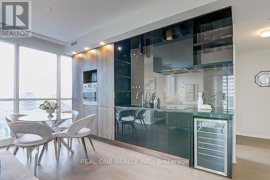 2611 - 70 Temperance Street, Toronto, ON - Indoor