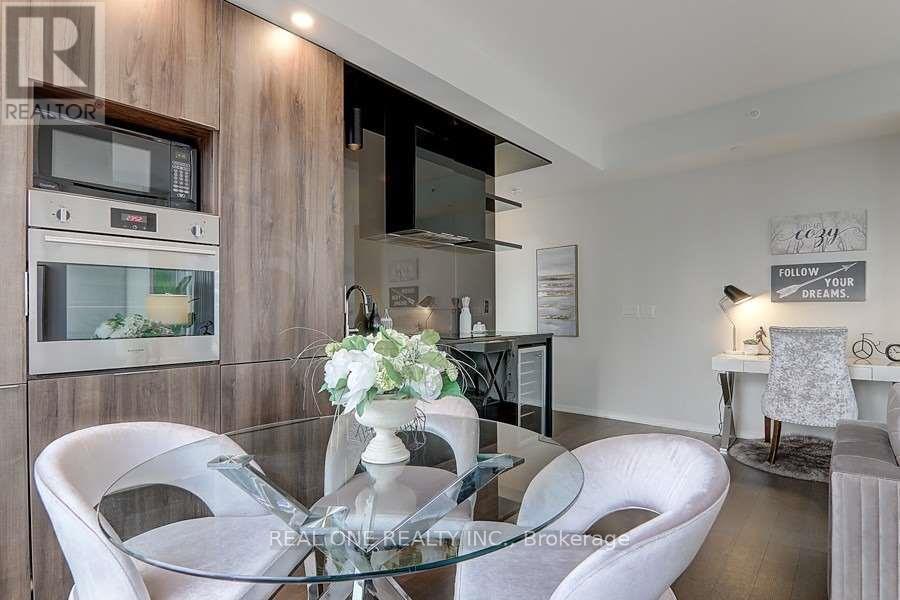 2611 - 70 Temperance Street, Toronto, ON - Indoor