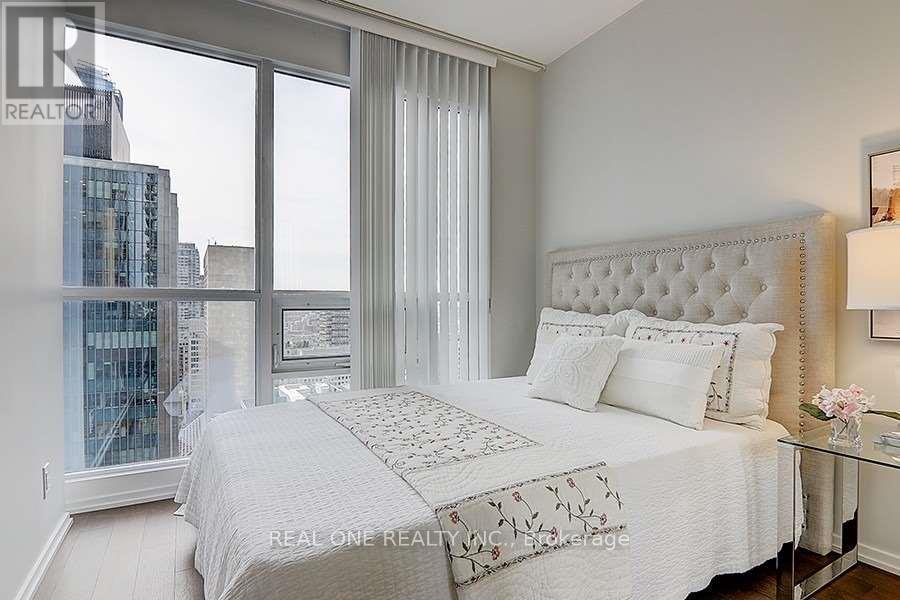 2611 - 70 Temperance Street, Toronto, ON - Indoor Photo Showing Bedroom