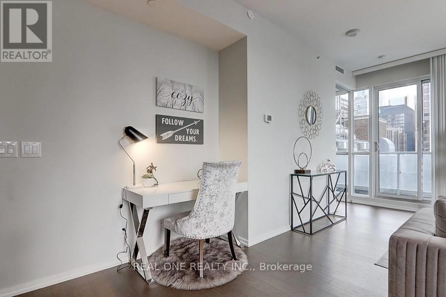 2611 - 70 Temperance Street, Toronto, ON - Indoor