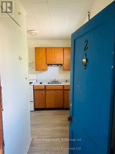 Unit 2 - 406 Simcoe Street, Woodstock (Woodstock - South), ON