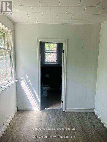 Unit 2 - 406 Simcoe Street, Woodstock (Woodstock - South), ON