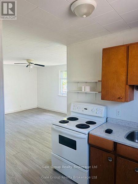 Unit 2 - 406 Simcoe Street, Woodstock (Woodstock - South), ON