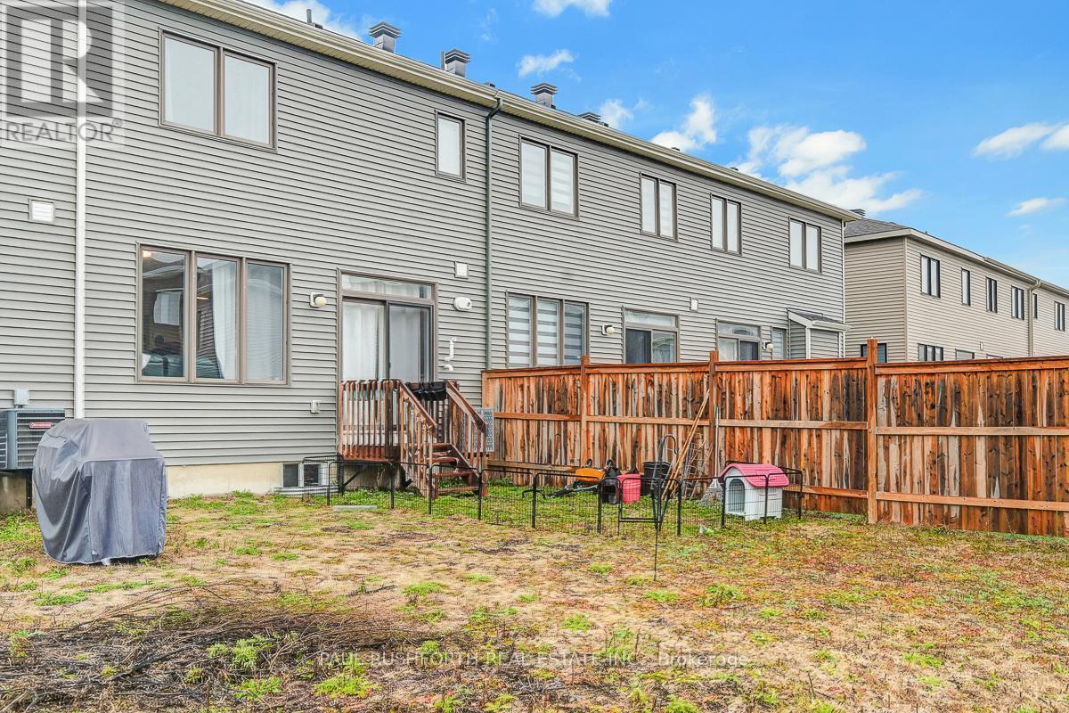 Backyard - 422 Cope Drive, Ottawa, ON - Outdoor With Exterior