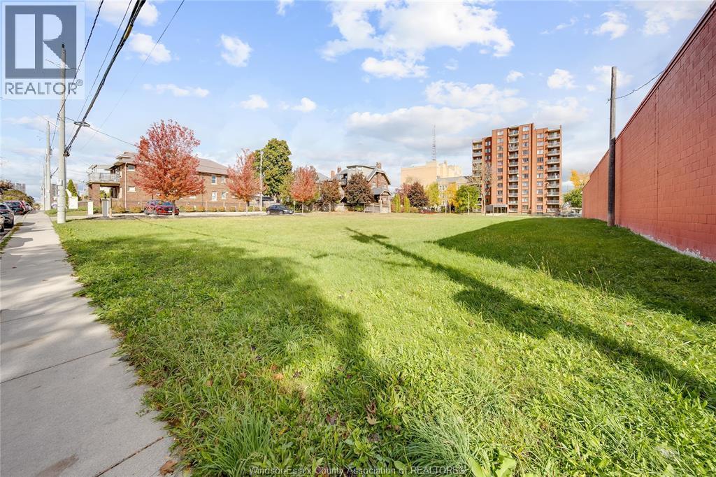 1181 Ouellette Avenue, Windsor, ON