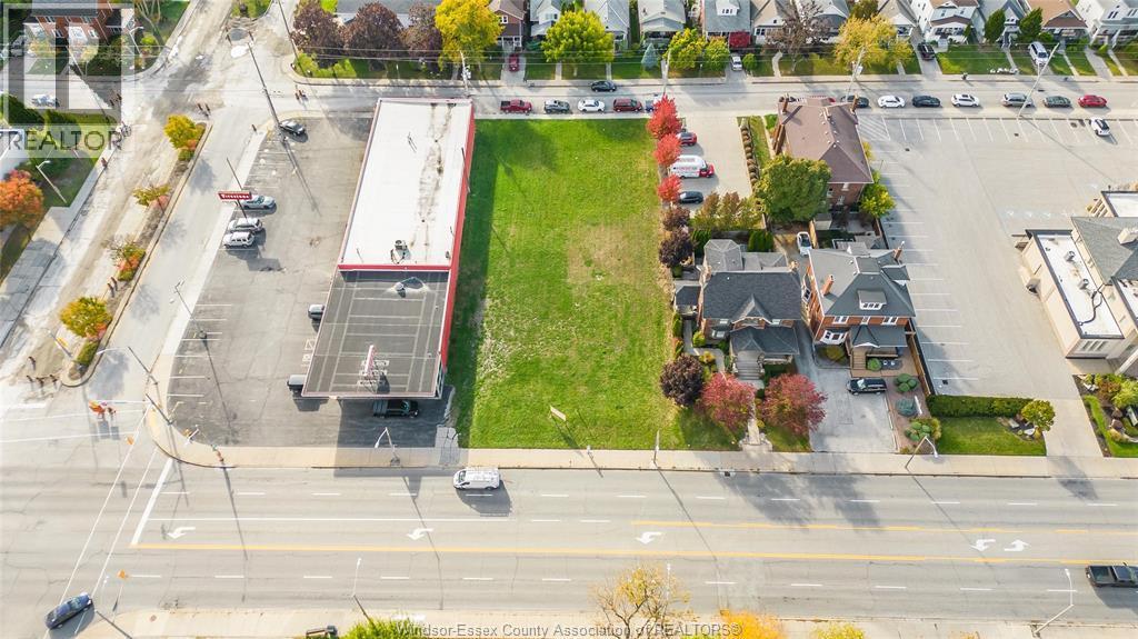 1181 Ouellette Avenue, Windsor, ON