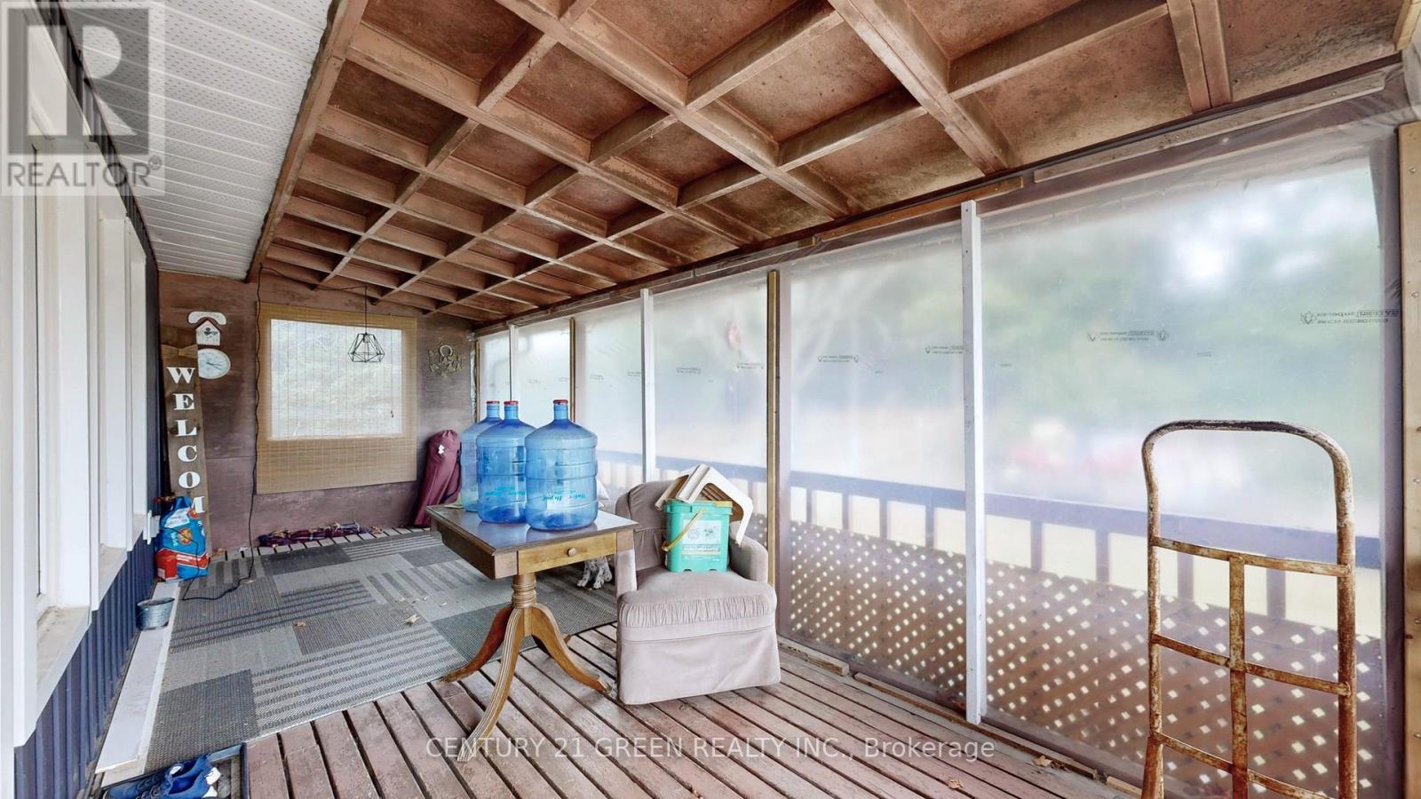 71 Wiesenweg, Scugog, ON - Indoor Photo Showing Other Room