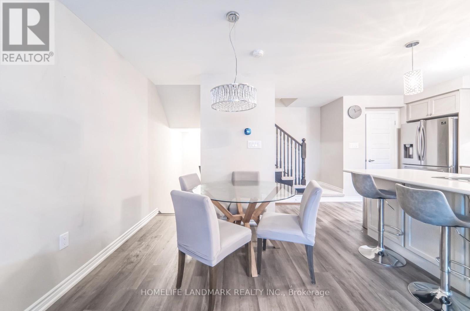 875 Cactus Point, Milton, ON - Indoor Photo Showing Dining Room