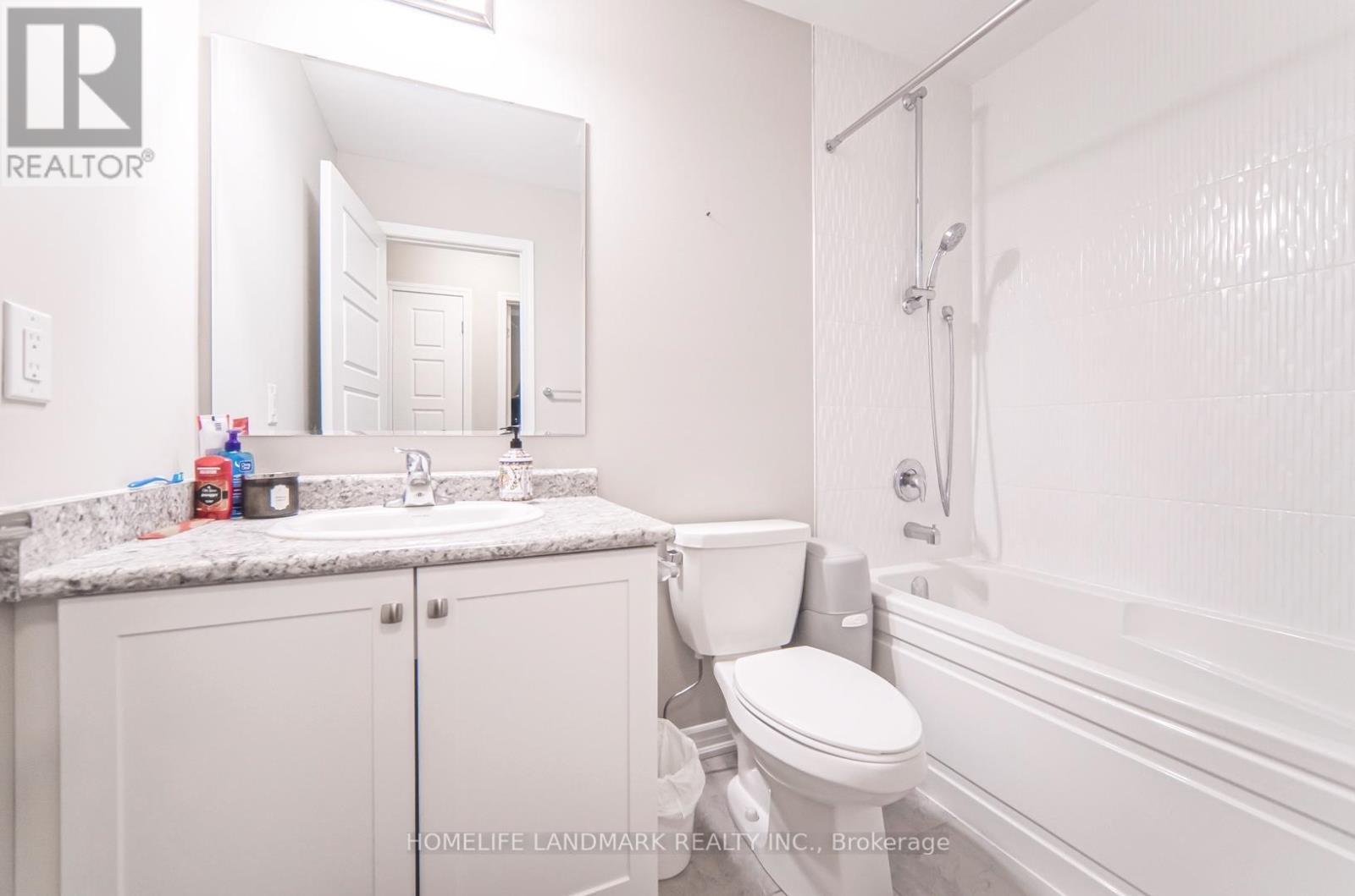 875 Cactus Point, Milton, ON - Indoor Photo Showing Bathroom