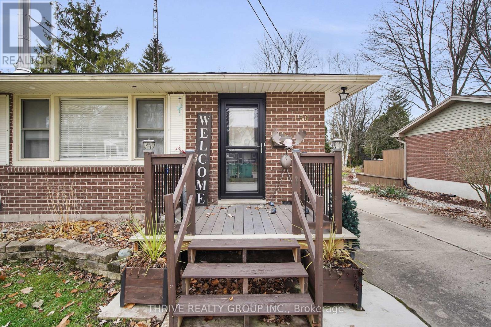 136 Victoria Street, Southwest Middlesex (Glencoe), ON - Outdoor With Deck Patio Veranda