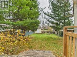 461 Large fenced yard and deck -