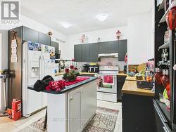 463 Kitchen -