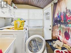 463 Laundry on main level -