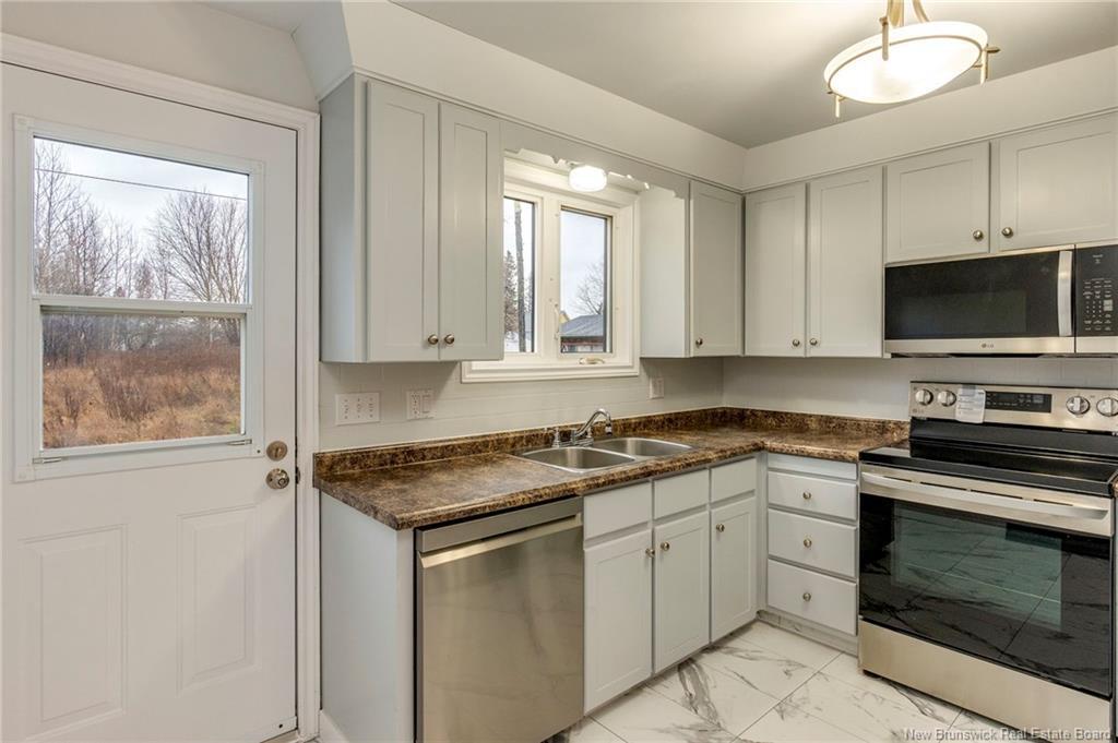 31-33 Kelly Rd, Moncton, NB