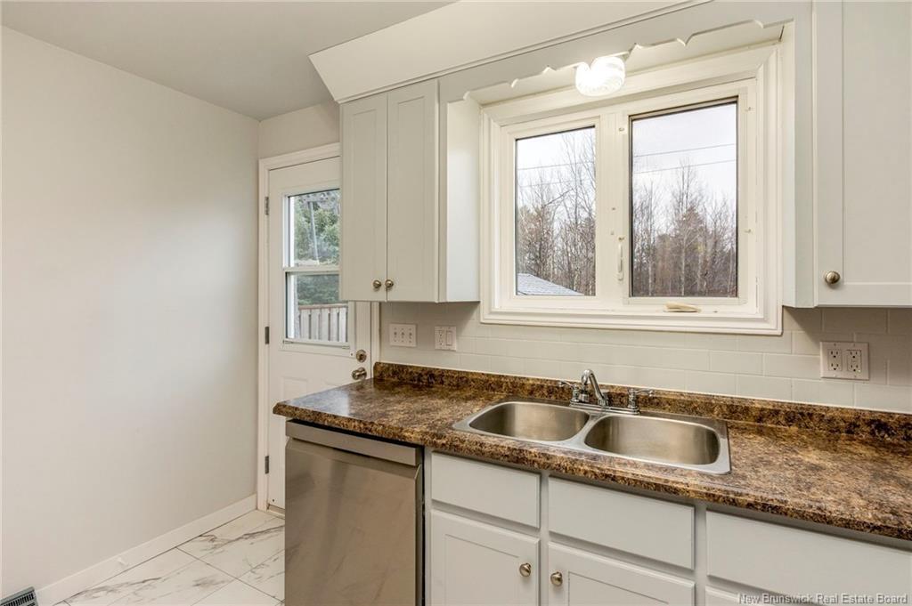 31-33 Kelly Rd, Moncton, NB