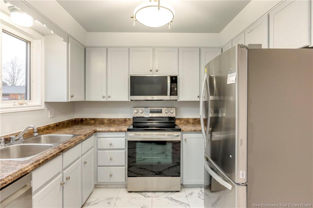 31-33 Kelly Rd, Moncton, NB