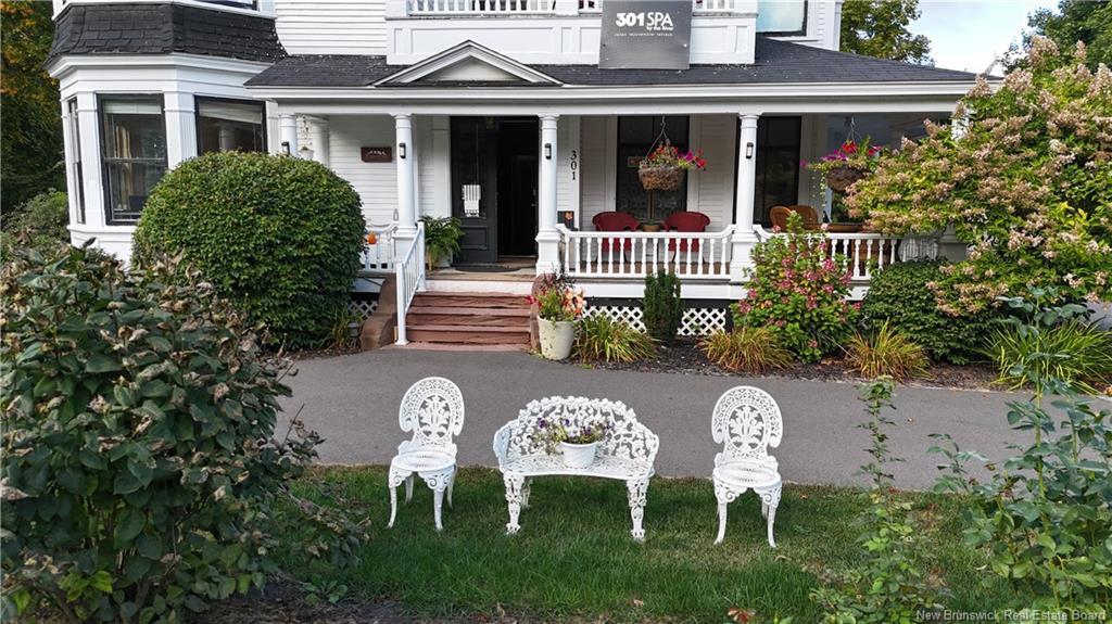 301 Woodstock Rd, Fredericton, NB