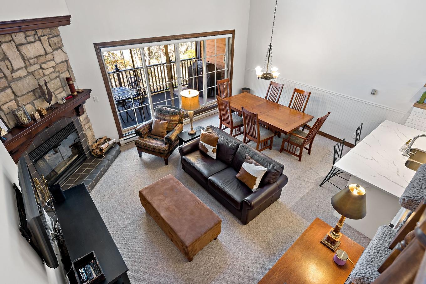 Interior - 4-122 Ch. Des Quatre-Sommets, Mont-Tremblant, QC - Indoor Photo Showing Living Room With Fireplace